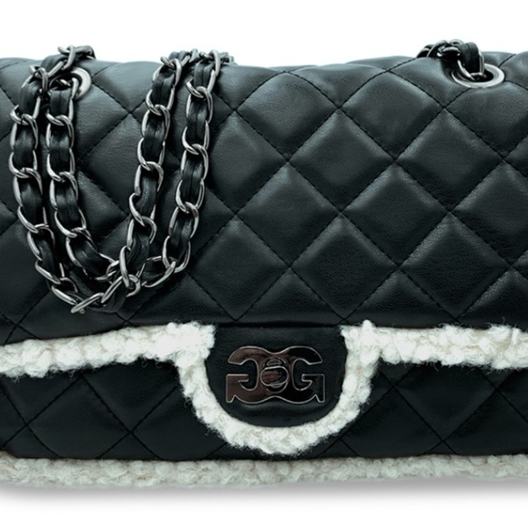 COPY - Gilda Paris black quilted with sherpa trim NWT - Picture 2 of 8